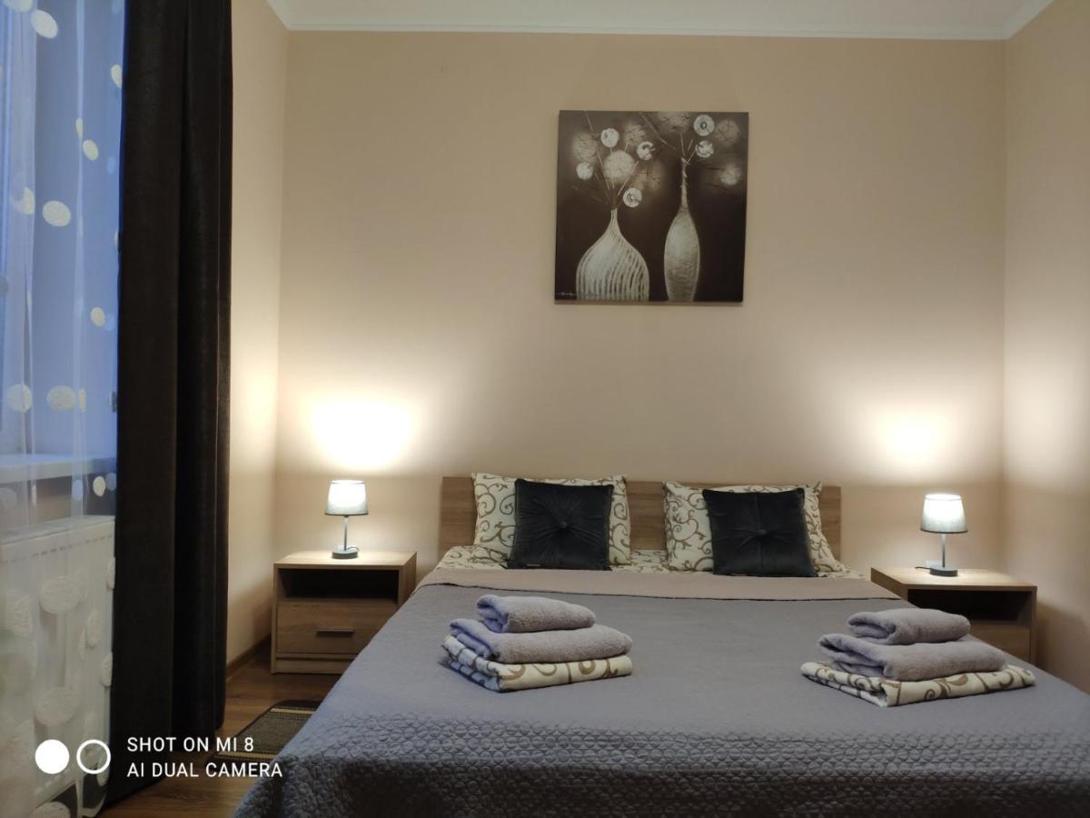Apartments Domovik Мостова 5 Кв 44 موكاشيفه المظهر الخارجي الصورة
